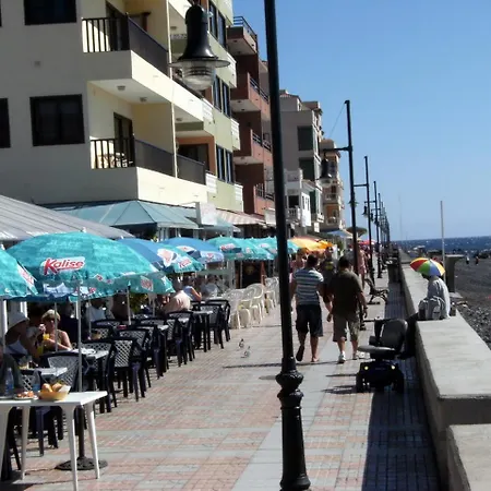In The South Of Tenerife In The 아파트 *